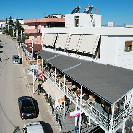Hotel Chris Ksamil Exterior foto